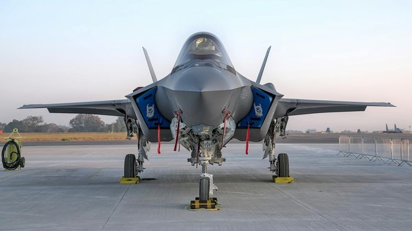 Explorez les incontournables des sacs à main luxueux divina